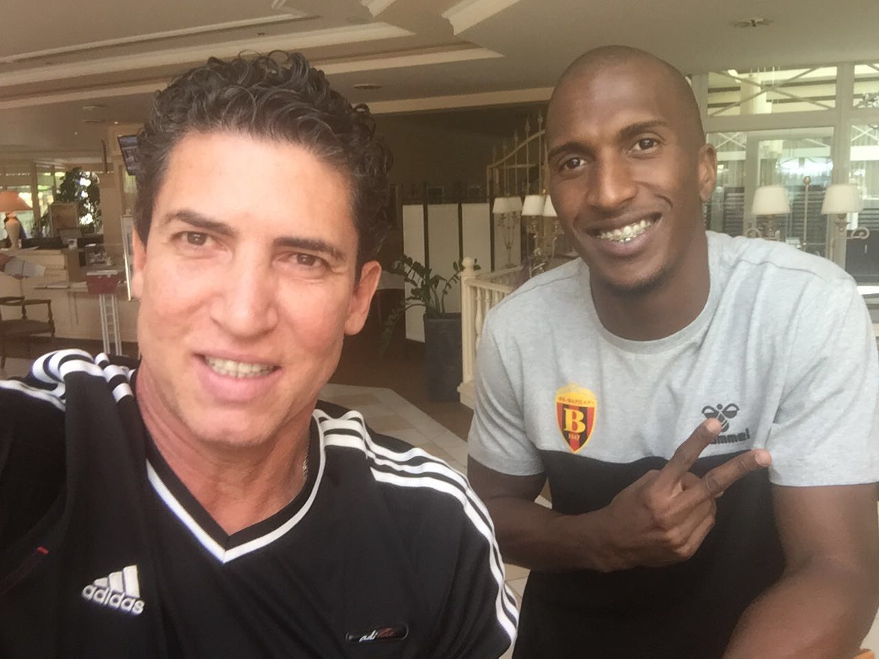 Jonathan-Balotelli-djery-footebal3